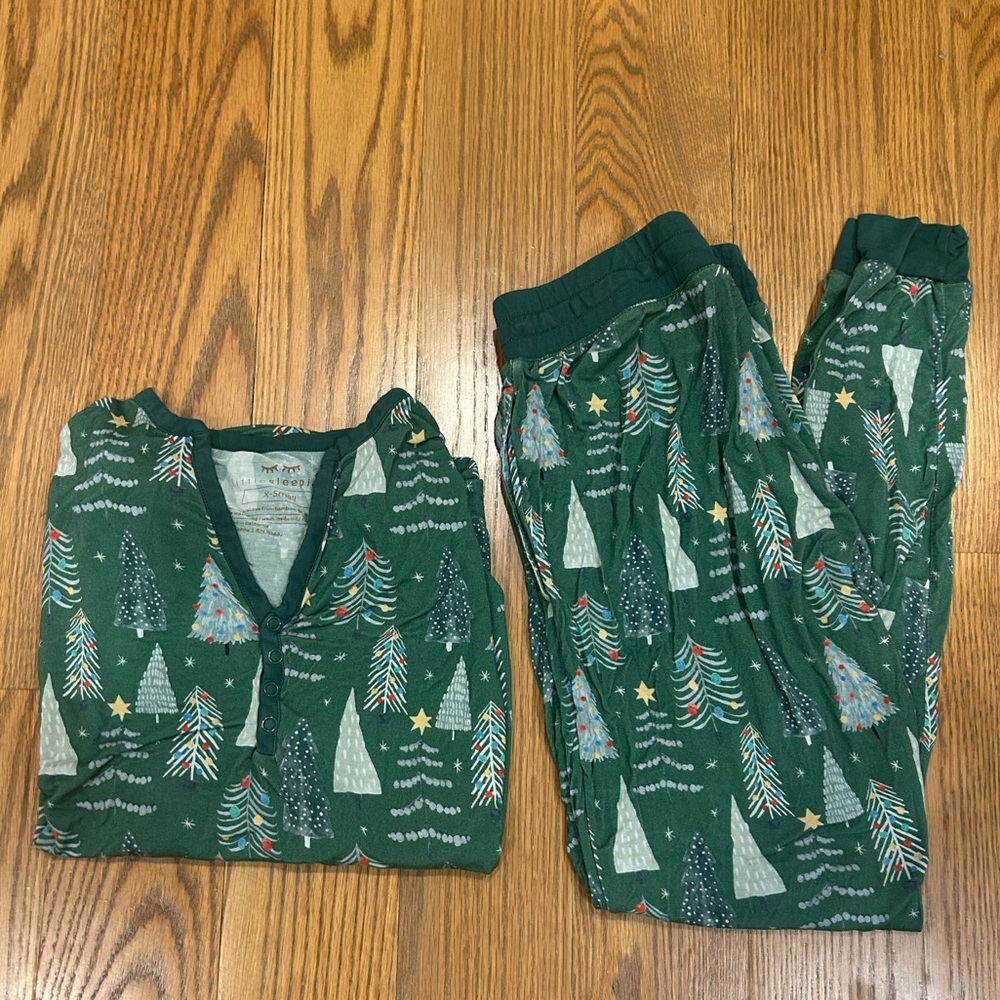 Little Sleepies Women’s XS Christmas Tree Pajamas - top & bottoms